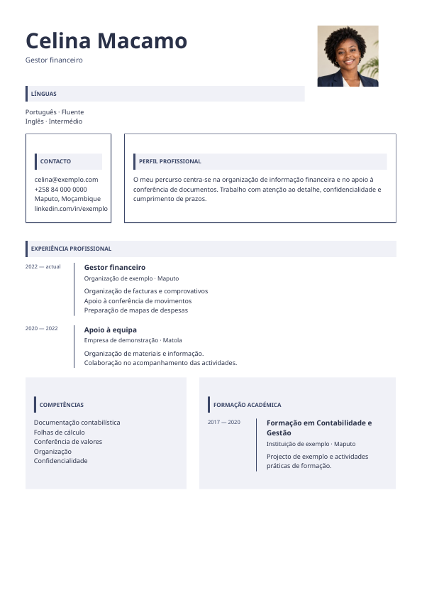 Exemplo Capital: Línguas em abertura · Percurso em registo central